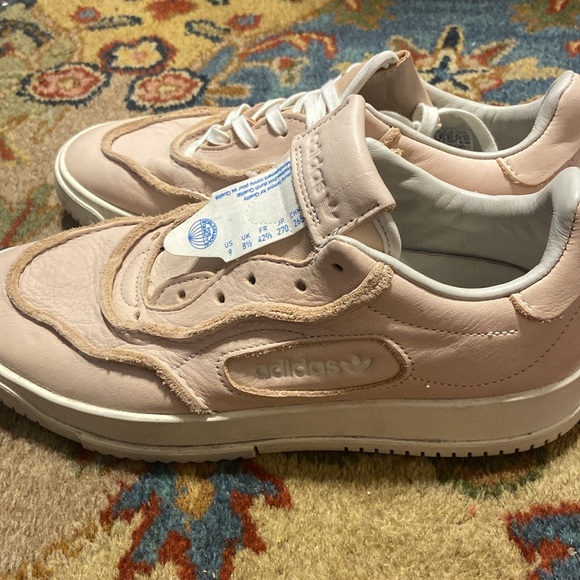 Adidas sc premiere size 9 *need strings replaced pink - Picture 4 of 8